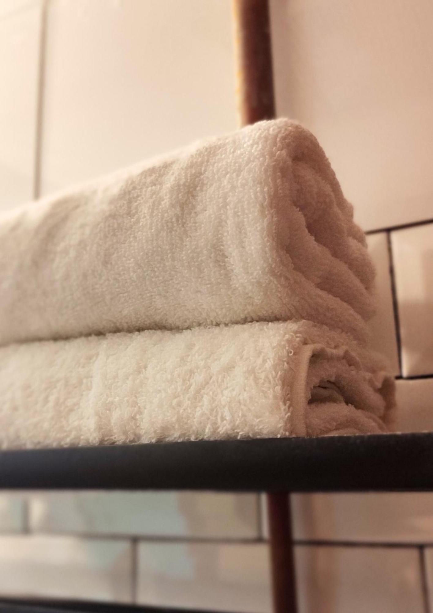 Double Room with Pool View,1578353567:JPEG